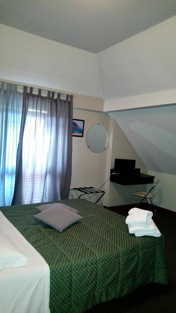 Hotel Орвието Экстерьер фото
